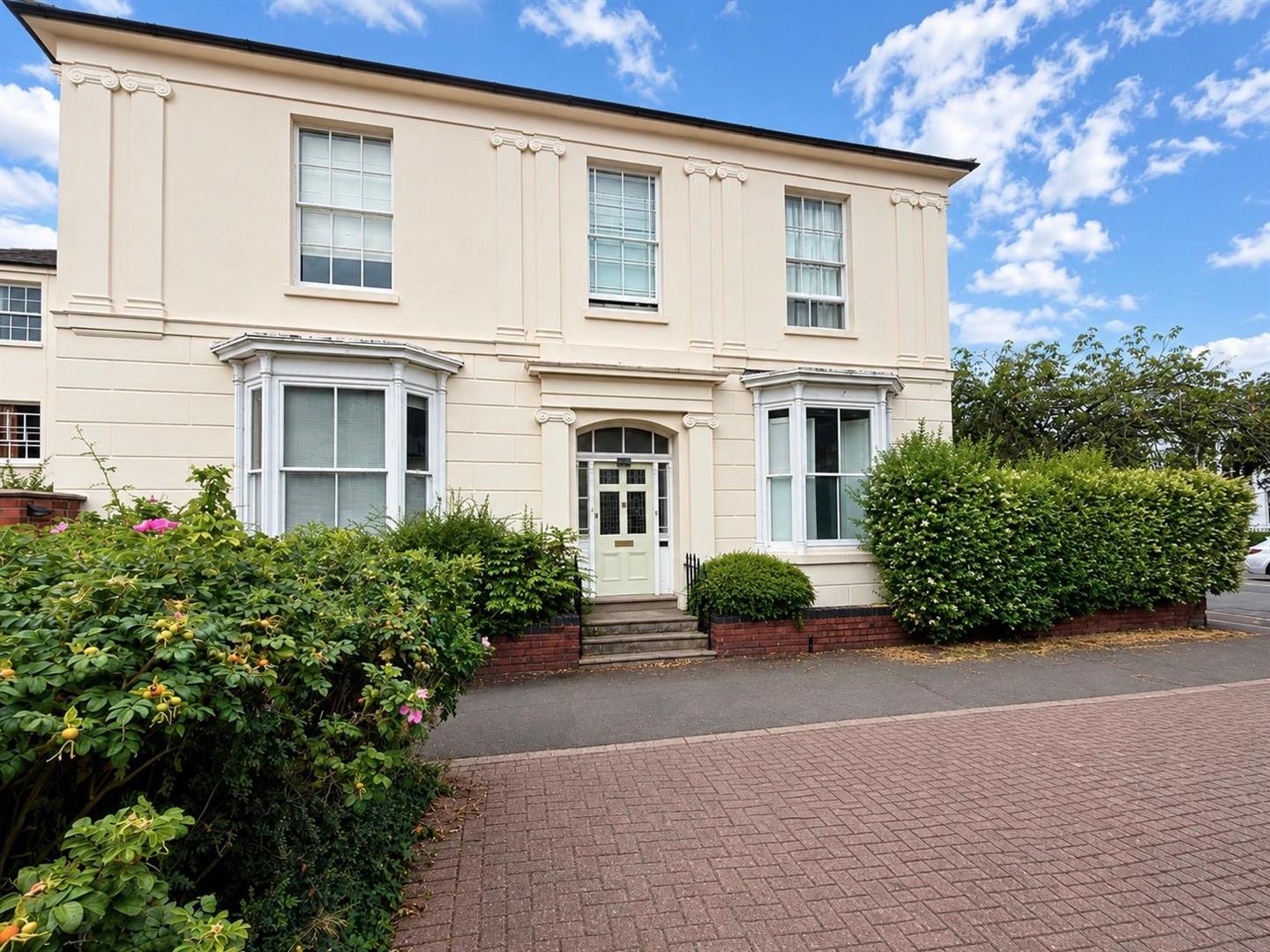 Leam Terrace, Leamington Spa